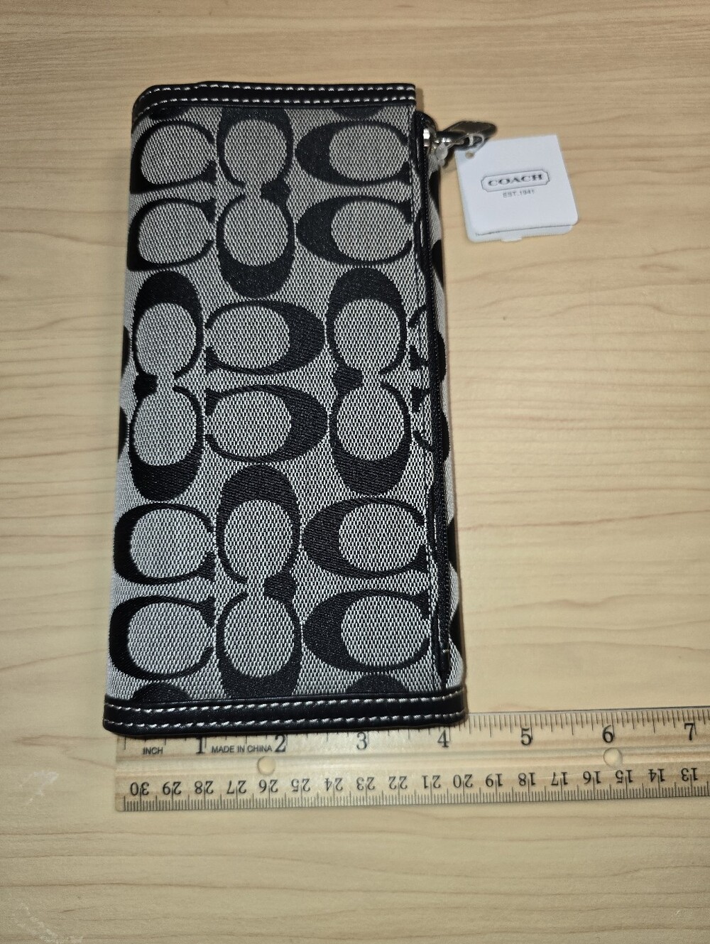COACH F42986 Hampton Signature Jacquard Black Leather Trifold Wallet Checkbook - Picture 4 of 15